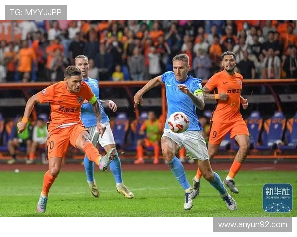 布尔克感叹云南球迷热情似火初入中超唯独难适应当地饮食